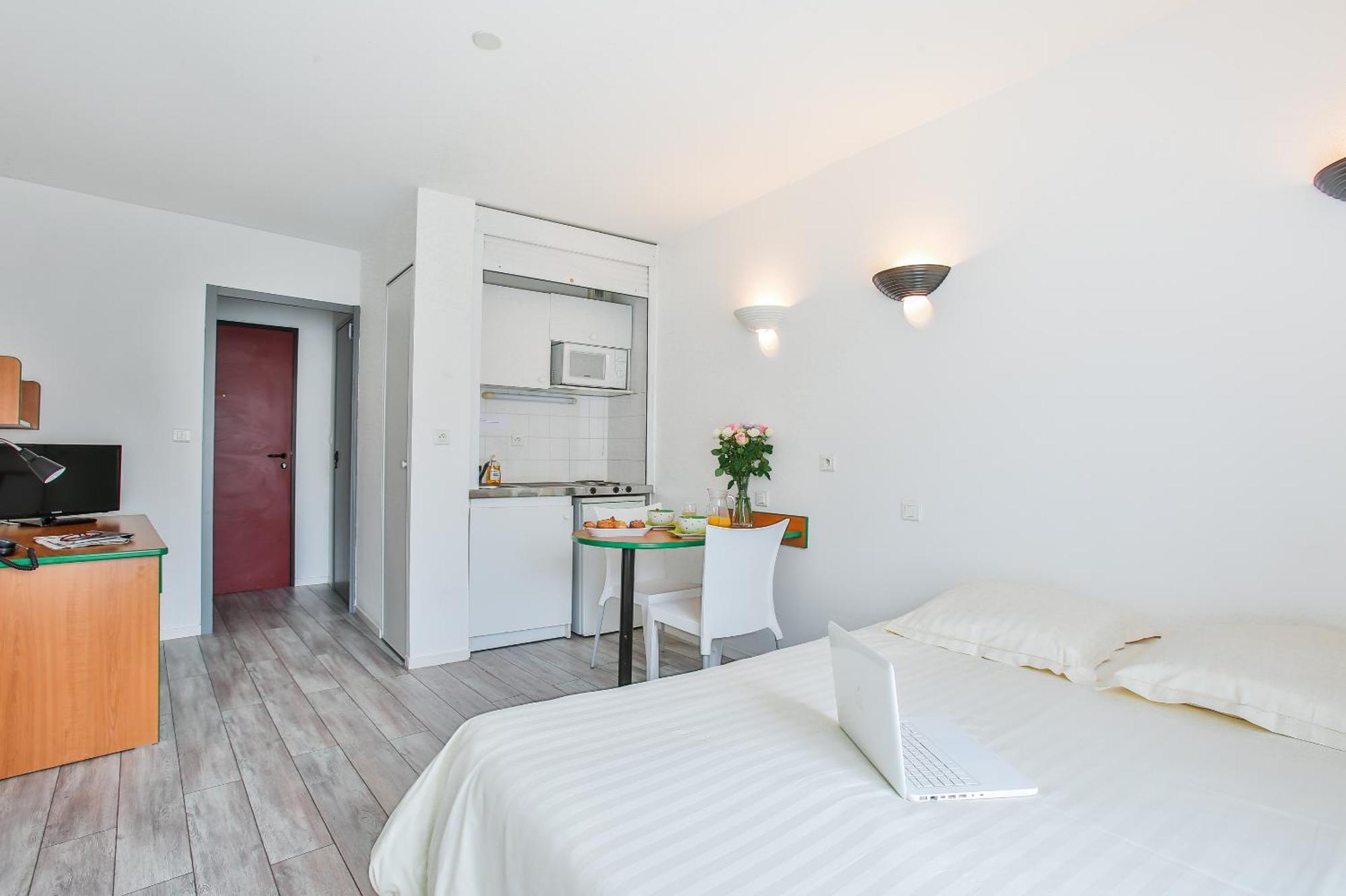Appart'Hotel Laureades Clermont-Ferrand Centre Jaude Oda fotoğraf