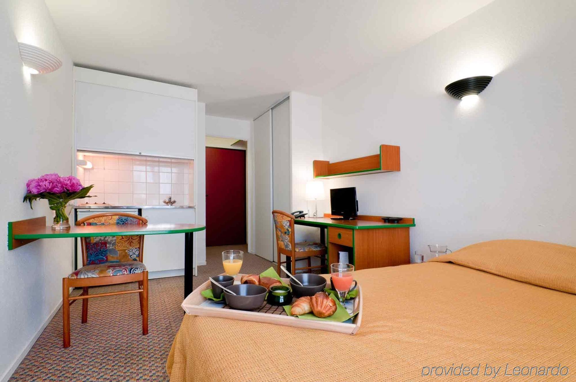 Appart'Hotel Laureades Clermont-Ferrand Centre Jaude Oda fotoğraf